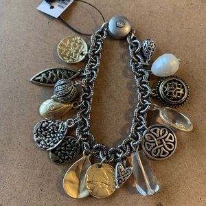 NWT Chi`co’s bracelet